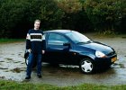 2001.11 DK 02.22 martin met auto